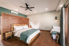 Belukar Villas