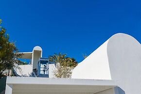 Lindos White Hotel & Suites
