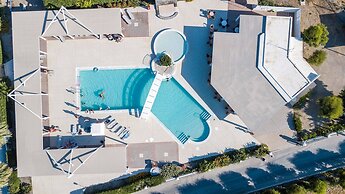 Lindos White Hotel & Suites
