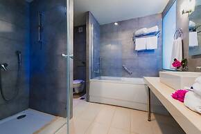 Lindos White Hotel & Suites