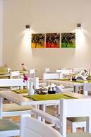Lindos White Hotel & Suites