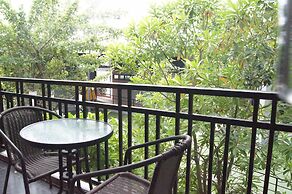 Prelude Hotel