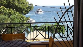 Hotel Papagalos
