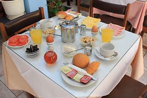 Moschos Hotel