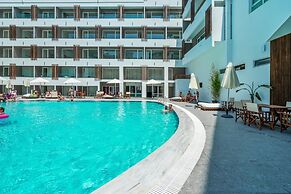 Castellum Suites