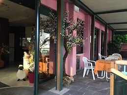 Hotel Sabra