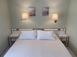Hotel President