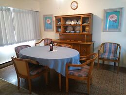 Rosedale Manor