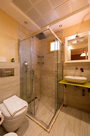 Vira Hotel & Suites