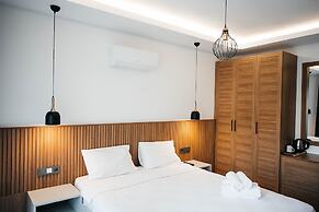 Vira Hotel & Suites