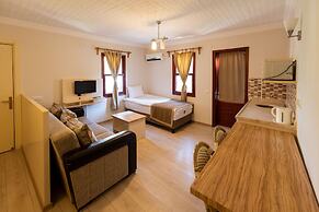 Vira Hotel & Suites