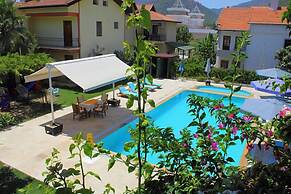 Vira Hotel & Suites