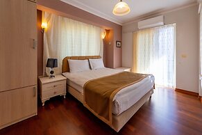 Vira Hotel & Suites