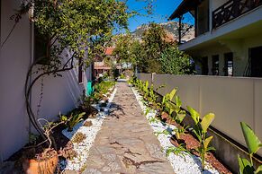 Vira Hotel & Suites