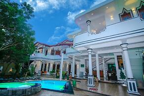 Hotel River Front