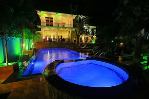 Hotel River Front