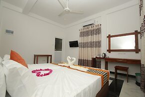 Hotel River Front