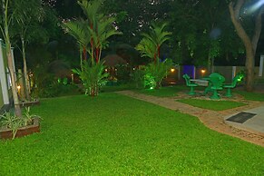 Hotel River Front