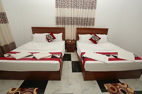 Hotel River Front