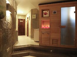 Ravine Hotel