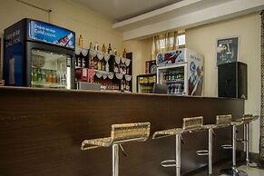 Grand Global Hotel