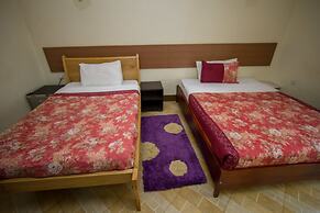 Grand Global Hotel