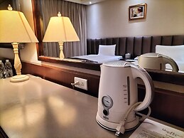 Urban Hotel 33