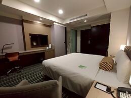 Urban Hotel 33