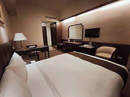 Urban Hotel 33