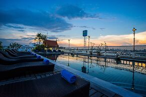 D&D Inn Khaosan