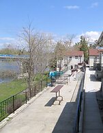 Edgewater Resorts - Edgewater Cottages