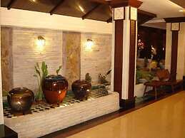 Rambuttri House