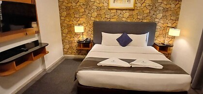 Mermaid Beach Hotel LLC