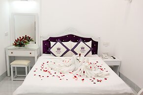 Tran Vinh Hotel