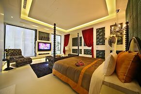 Han Guan Motel
