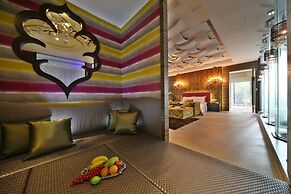 Han Guan Motel