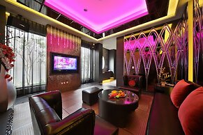Han Guan Motel