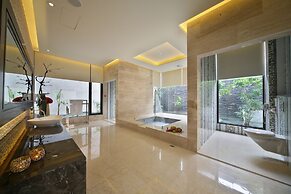 Han Guan Motel