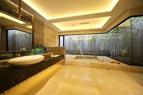 Han Guan Motel