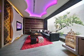 Han Guan Motel