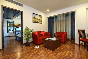 Akshaya Aura