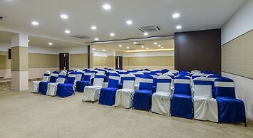 Akshaya Aura