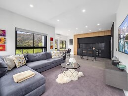 Oaks Lake Crackenback Resort