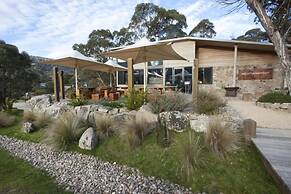 Oaks Lake Crackenback Resort