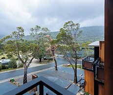 Oaks Lake Crackenback Resort