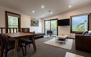 Oaks Lake Crackenback Resort