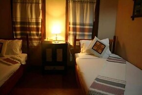Lao Lu Lodge