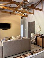 Nut Grove Boutique Hotel