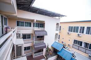 Jang Sripoom House