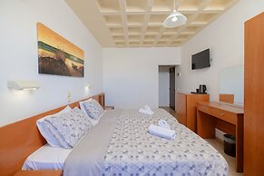 Hotel Heleni Beach